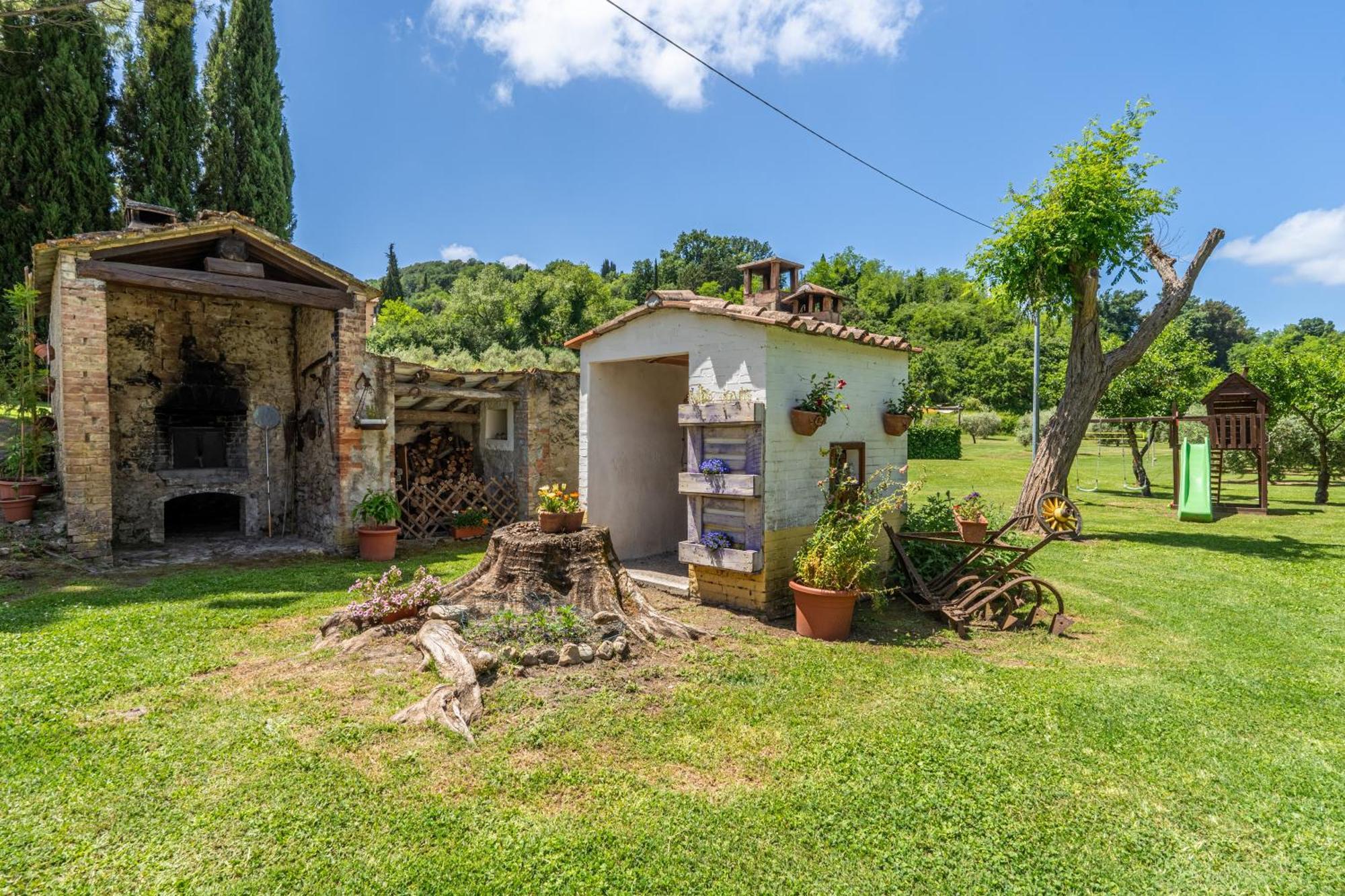 Molino Del Prato Apartment Волтера Екстериор снимка